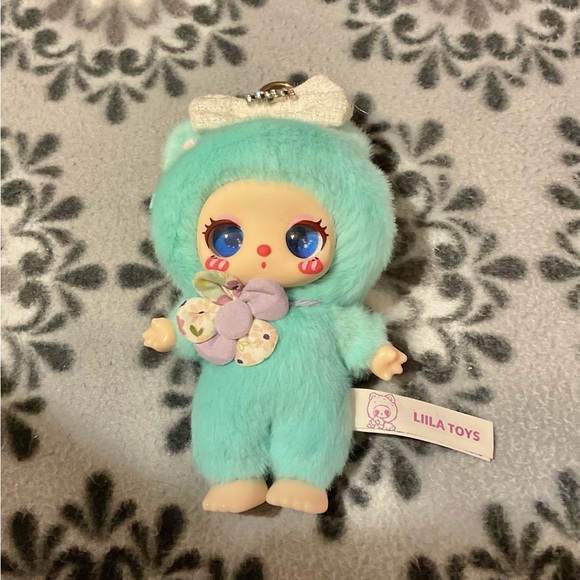 POP MART Handbags - Liila cat toys keyring